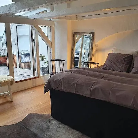 Large !!! Lägenhet